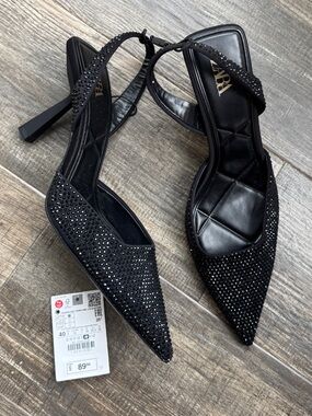 NWT ZARA Black Pointed Slingback Heels with Rhinestone Detailing BRAND NEW 9 42